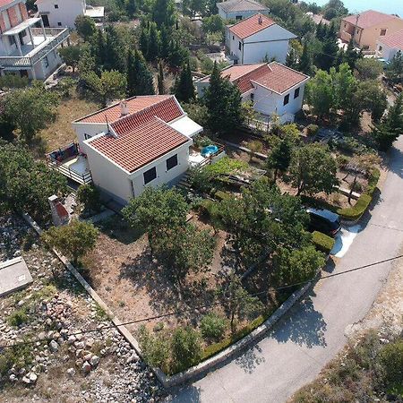 Beachfront House Nada - Happy Rentals Karlobag Esterno foto