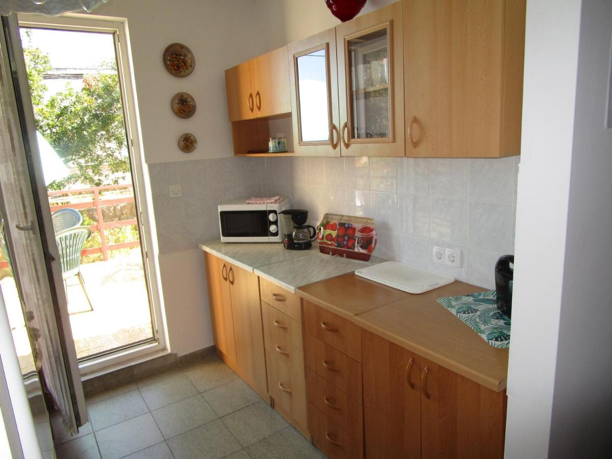 Beachfront House Nada - Happy Rentals Karlobag Esterno foto