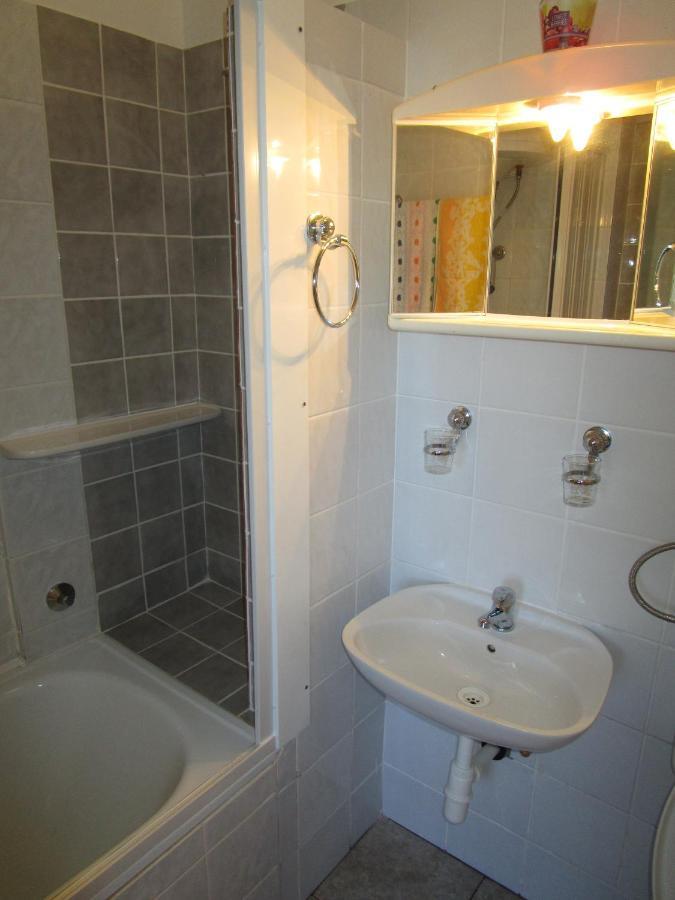 Beachfront House Nada - Happy Rentals Karlobag Esterno foto