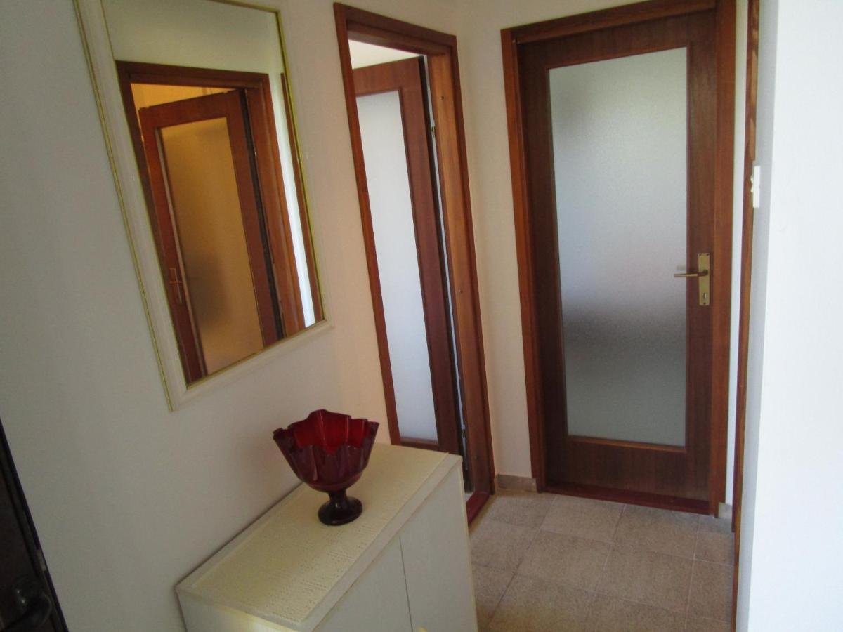 Beachfront House Nada - Happy Rentals Karlobag Esterno foto