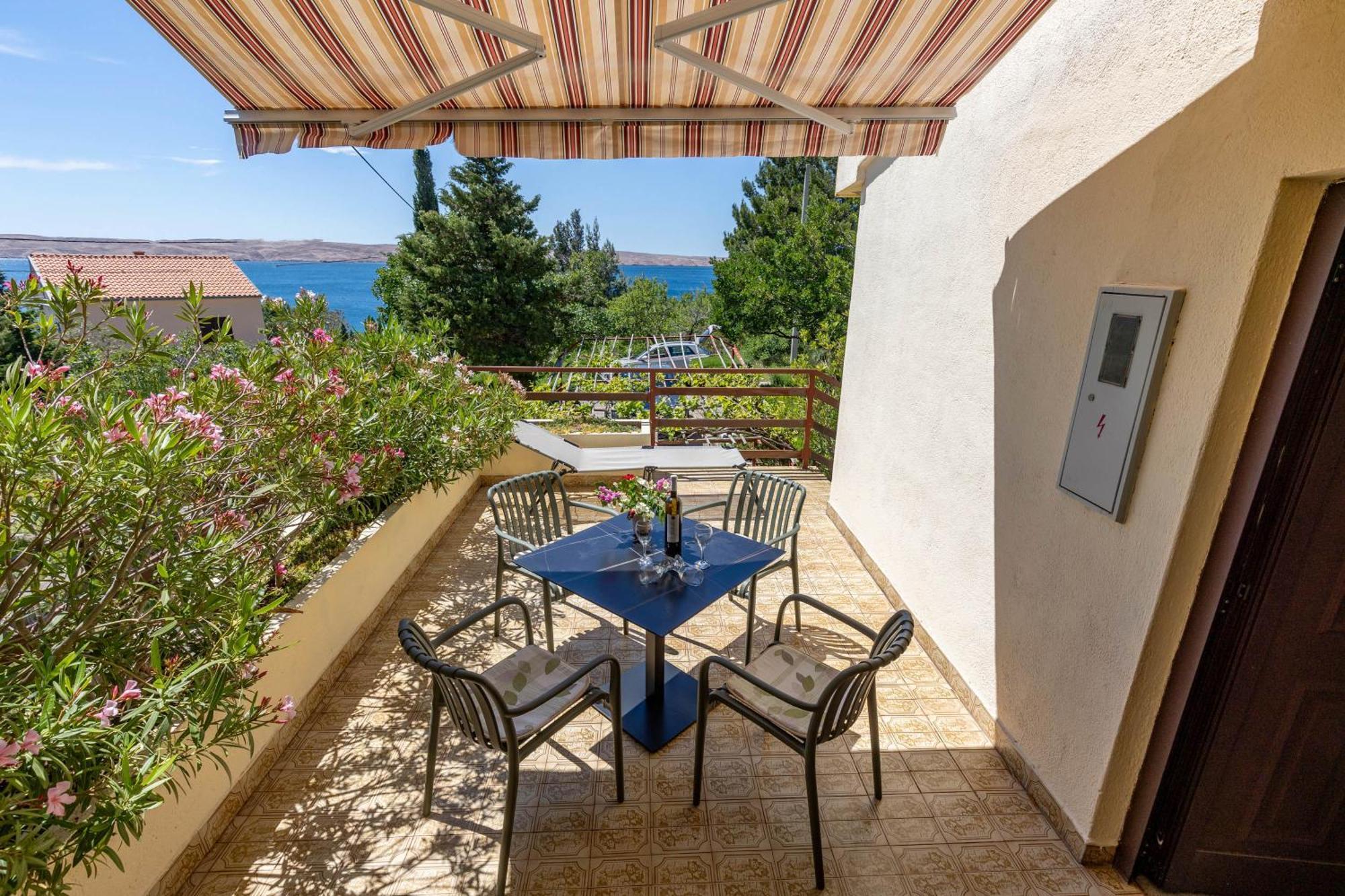 Beachfront House Nada - Happy Rentals Karlobag Esterno foto