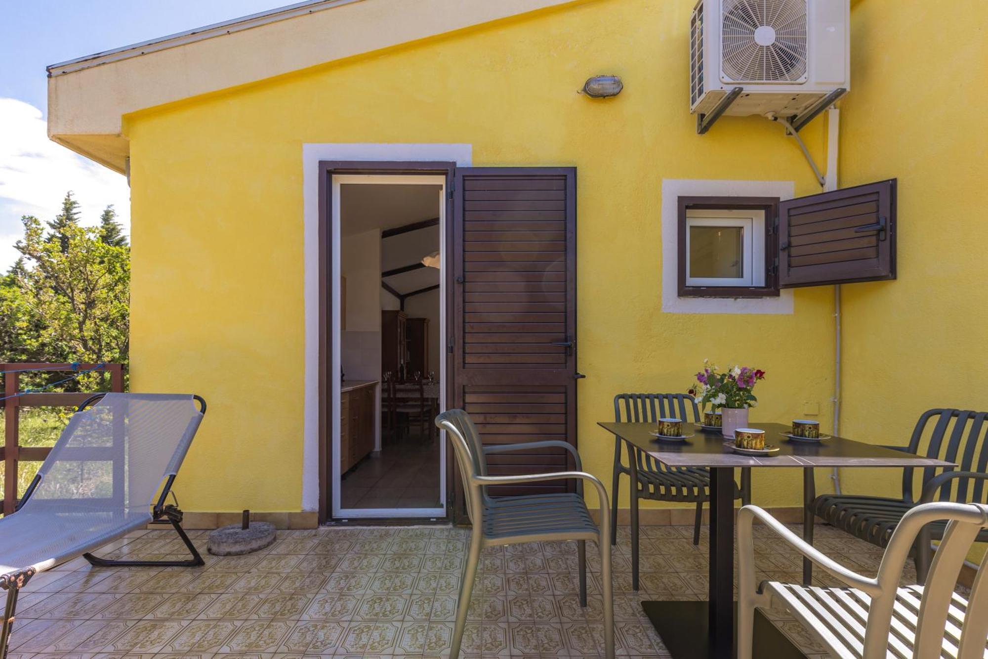 Beachfront House Nada - Happy Rentals Karlobag Esterno foto